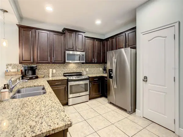 8133 ROSEVILLE BLVD, Davenport, FL 33896