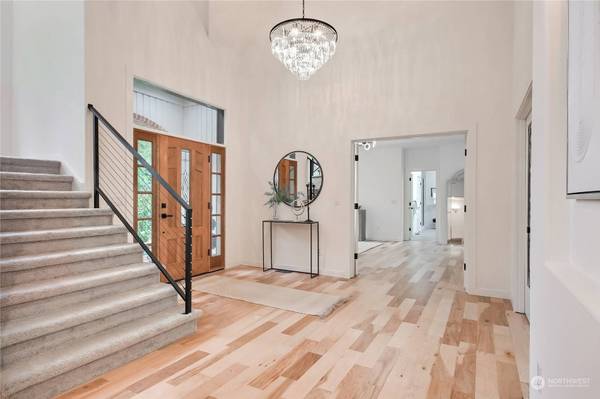 8001 229th PL SE, Woodinville, WA 98072