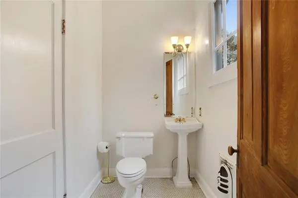 1103 SONIAT ST, New Orleans, LA 70115