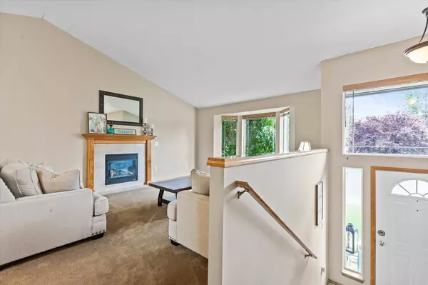 16425 N Columbus Dr, Spokane, WA 99208