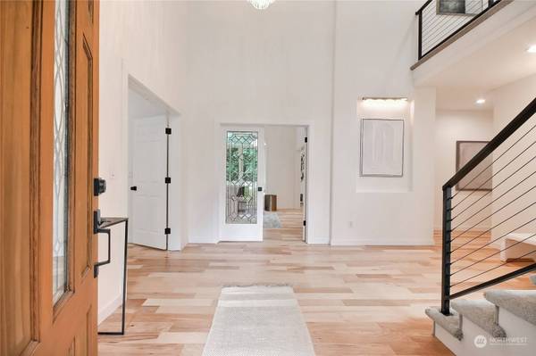 8001 229th PL SE, Woodinville, WA 98072