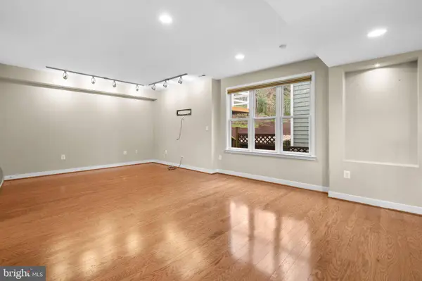 778 HOLLOW RD, Ellicott City, MD 21043