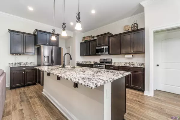 6313 SOARING DR, Gonzales, LA 70737