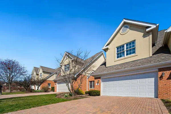 911 Chancel Circle, Glen Ellyn, IL 60137