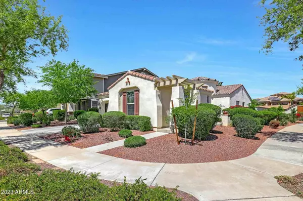 2201 N PARK MEADOWS Drive, Buckeye, AZ 85396