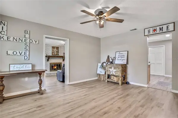 912 SWILLEY RD, Plant City, FL 33567