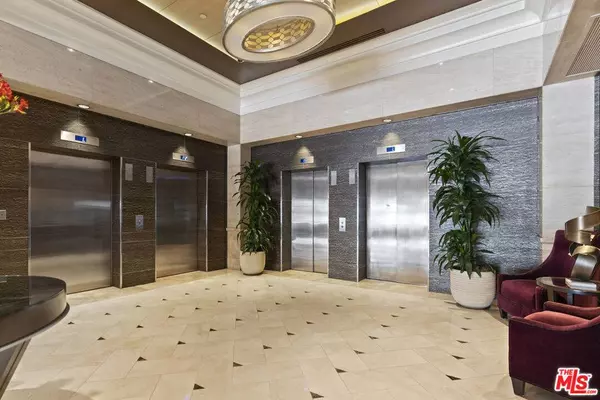 10520 Wilshire BLVD #306, Los Angeles, CA 90024