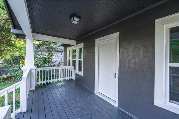 1513 Larkin ST, High Point, NC 27262