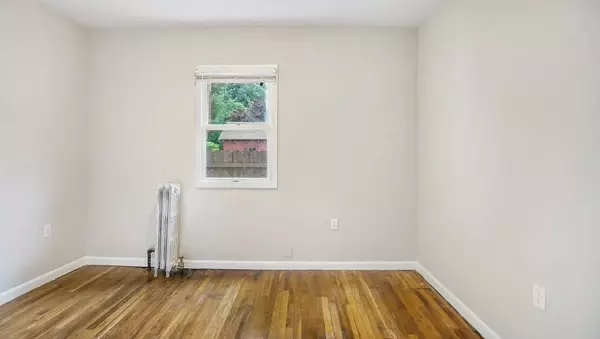 64-66 Arnold St, Quincy, MA 02169