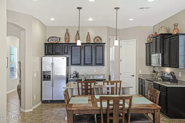 2201 N PARK MEADOWS Drive, Buckeye, AZ 85396