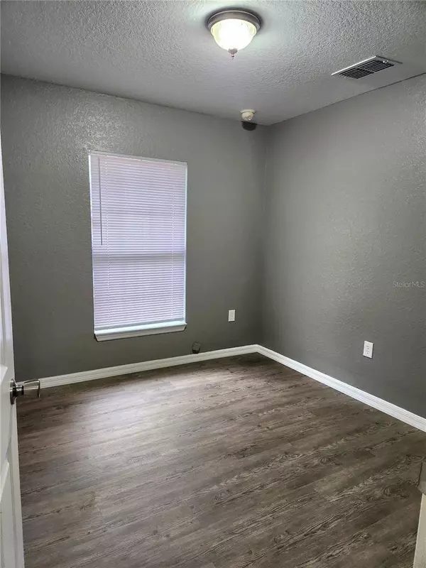 1512 W 15TH ST, Sanford, FL 32771