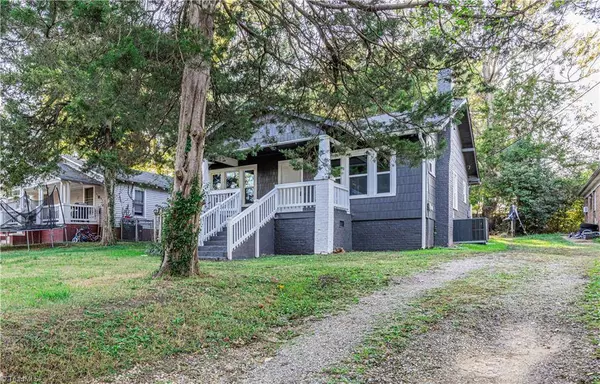 1513 Larkin ST, High Point, NC 27262