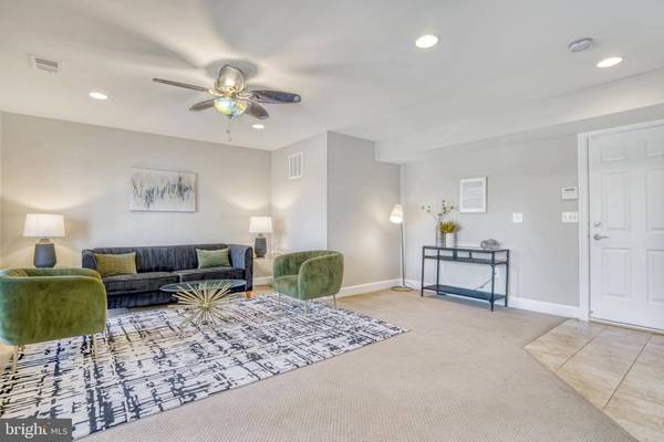 545 VAN BUREN ST, Herndon, VA 20170