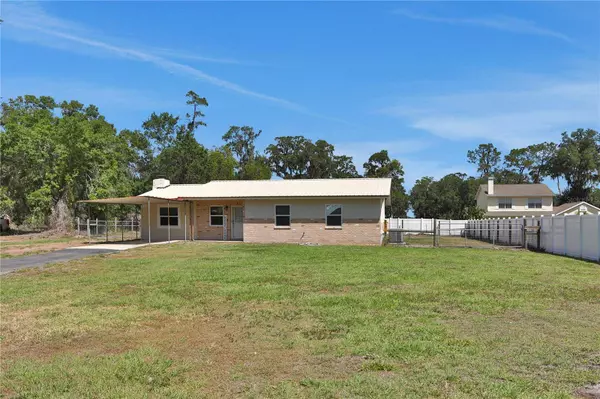 912 SWILLEY RD, Plant City, FL 33567