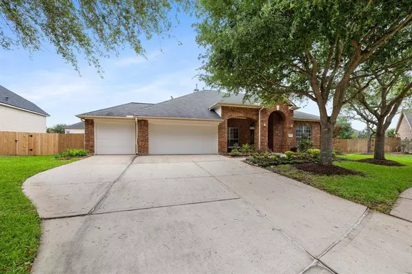 2502 Foxcrest DR, Katy, TX 77494