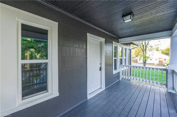 1513 Larkin ST, High Point, NC 27262