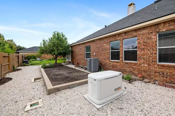 2502 Foxcrest DR, Katy, TX 77494