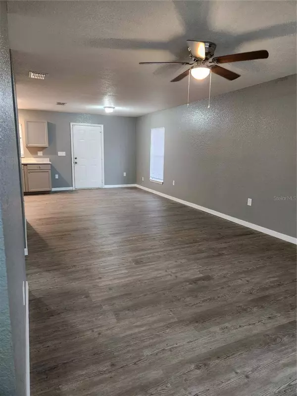 1512 W 15TH ST, Sanford, FL 32771