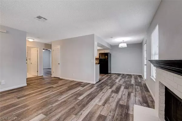 5576 W Rochelle Avenue #20A, Las Vegas, NV 89103