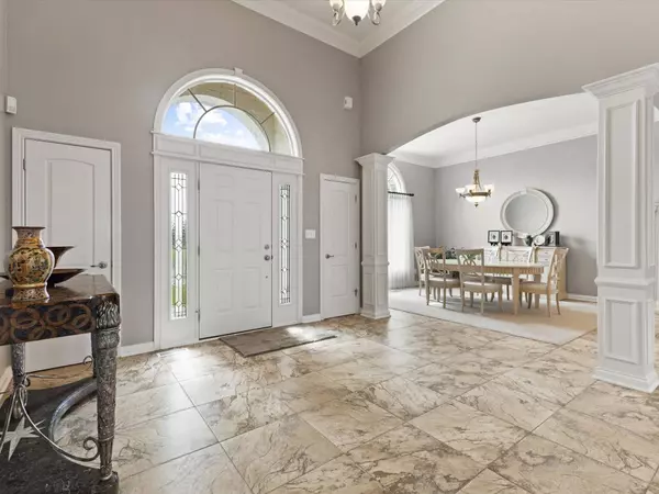 11186 Governors LN, Fishers, IN 46037