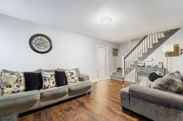 103 Smith St, Irvington Twp., NJ 07111