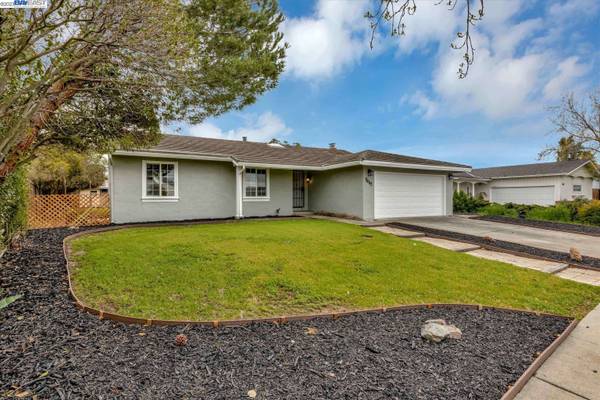 7652 Braidburn Ave, Newark, CA 94560