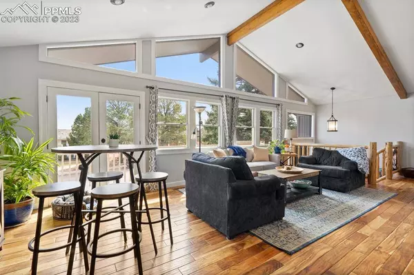 6640 Mesedge DR, Colorado Springs, CO 80919