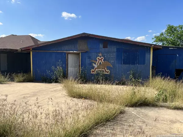 9030 Walhalla Ave, San Antonio, TX 78221