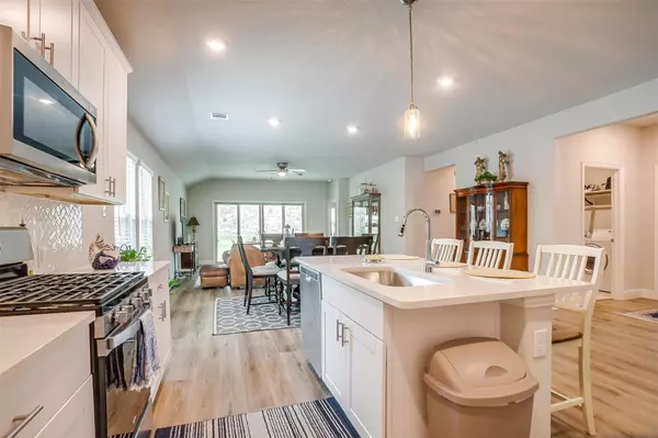 5536 Cypress Willow Bend, Fort Worth, TX 76126