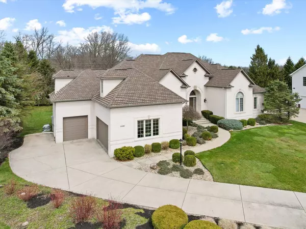 11186 Governors LN, Fishers, IN 46037