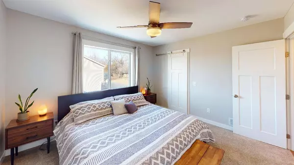 5008 Bluff RD, Big Lake, MN 55309