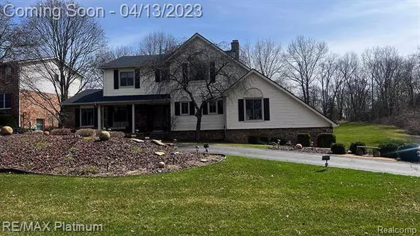 4579 KENICOTT Trail, Brighton, MI 48114