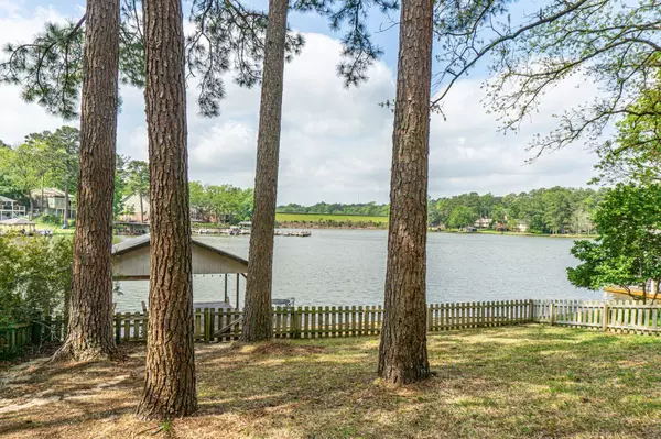 522 Hideaway Lane E, Hideaway, TX 75771