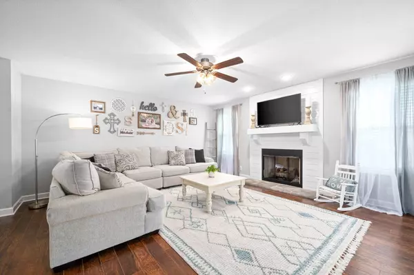 1667 Ellie Piper Cir, Clarksville, TN 37043