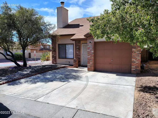 8031 N Tackroom Lane, Tucson, AZ 85741