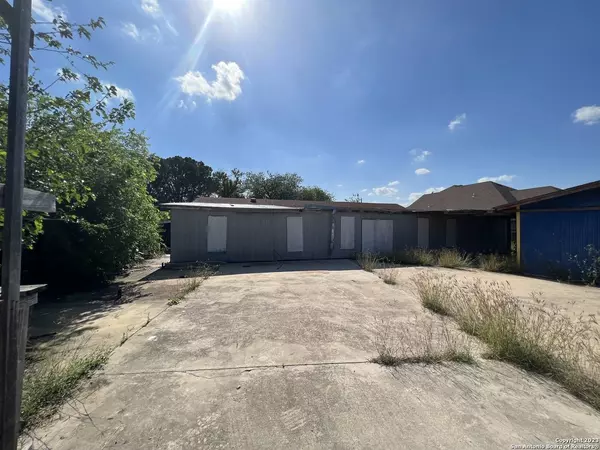 9030 Walhalla Ave, San Antonio, TX 78221