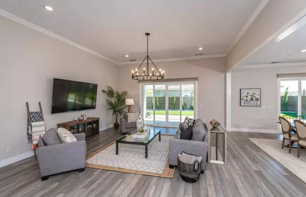 3221 Hoot Owl LOOP, Rocklin, CA 95765