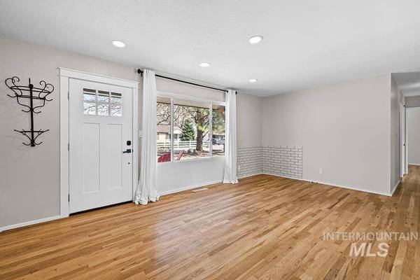 5619 W Edson St, Boise, ID 83705