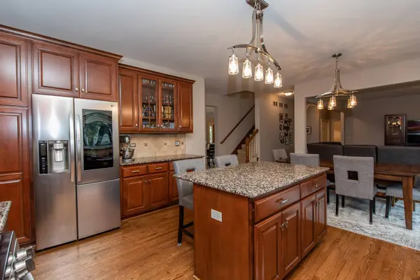 13422 Lindengate CT, Plainfield, IL 60585