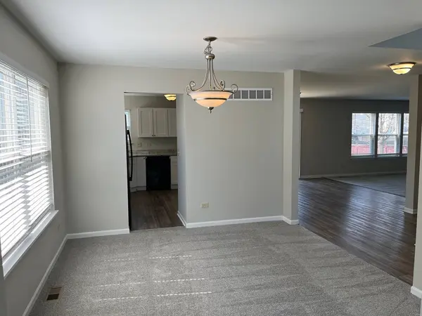 1811 Prairie Ridge DR, Plainfield, IL 60586