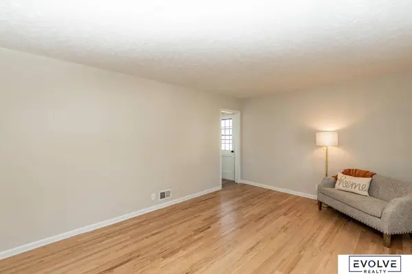 7010 S 41st Street, Bellevue, NE 68147