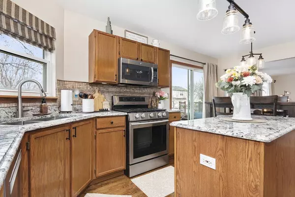 7319 Atkinson CIR, Plainfield, IL 60586