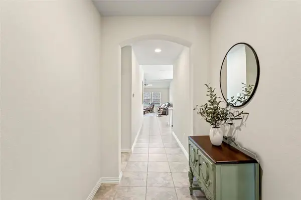 2713 Thornhill Lane, Mansfield, TX 76084