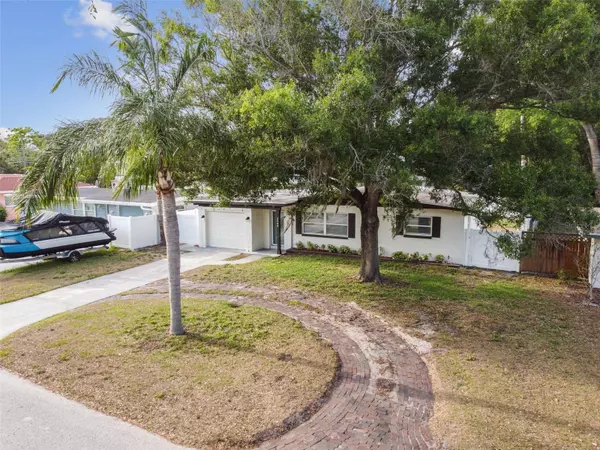 2244 TERRACE DR N, Clearwater, FL 33765