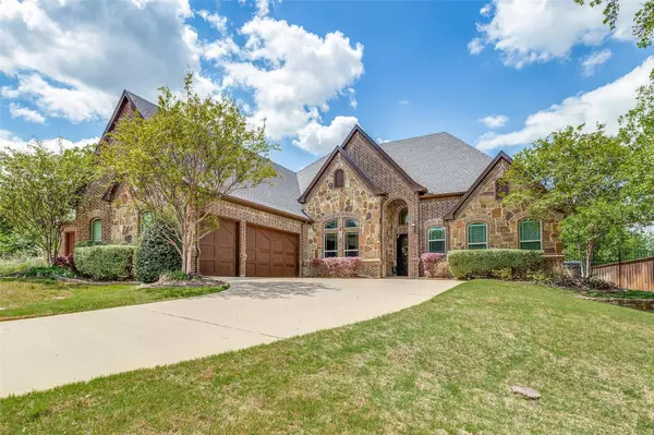 1228 Overland Drive, Burleson, TX 76028