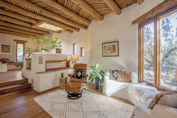 154 Piedra LOOP, White Rock, NM 87547