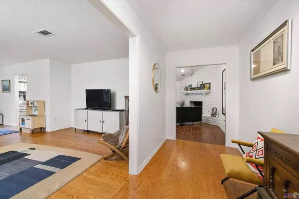 928 KENILWORTH PKWY, Baton Rouge, LA 70808