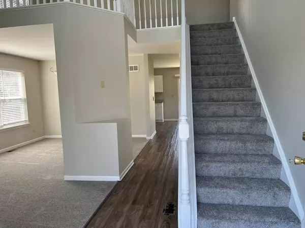 1811 Prairie Ridge DR, Plainfield, IL 60586