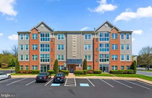 8440 ICE CRYSTAL DR #R, Laurel, MD 20723