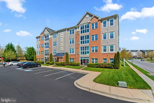 8440 ICE CRYSTAL DR #R, Laurel, MD 20723